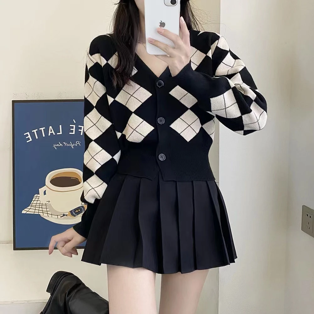 

ОТ Вязаный свитер Гуанчжоу Тринадцатый фак Женская одежда Дунгуань Далиан Высококачественная осень-зима V-Ne Long Sve