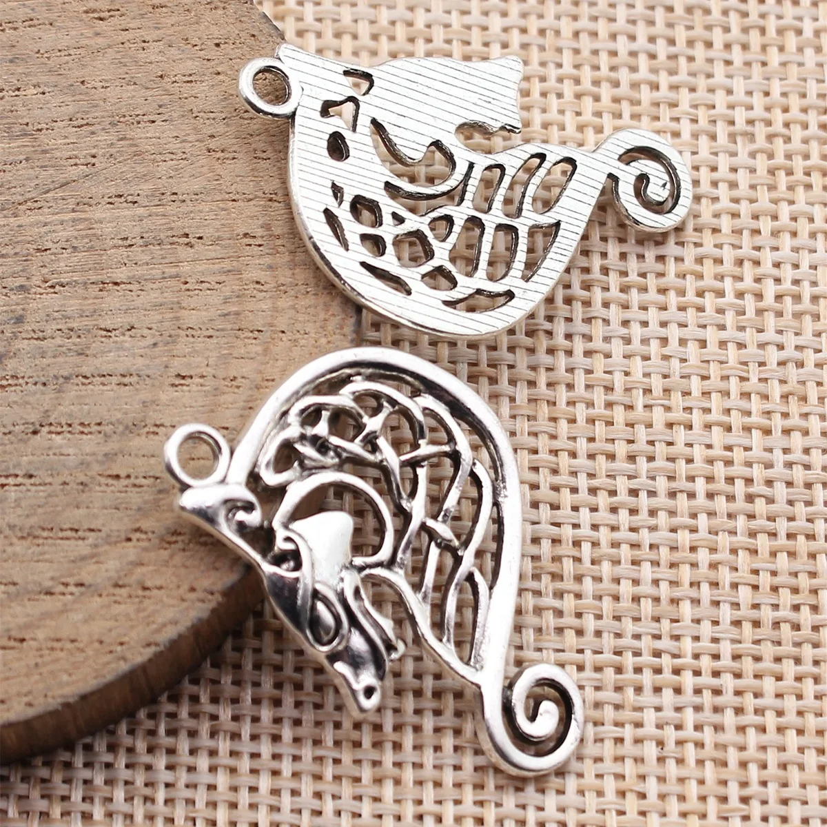 10pcs 34x22mm Antique Silver Color Openwork Celtic Knot Horse Head Pendant DIY Jewelry Findings Bulk