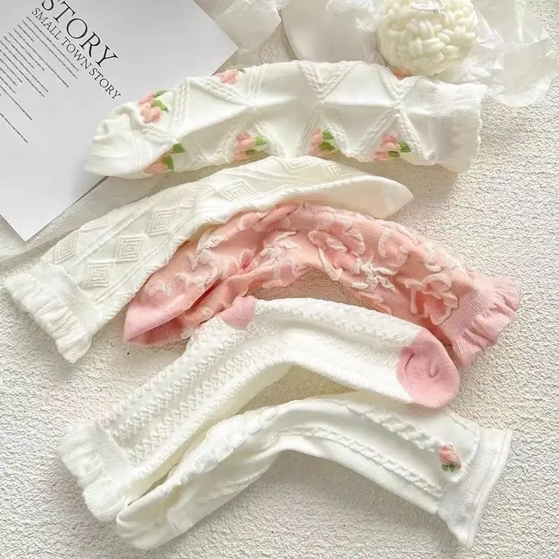 5 Pairs Women's Cute Expression Printed Ankle Socks Comfort Interesting Spring Autumn Medium Tube Sock Girls' Short Socks