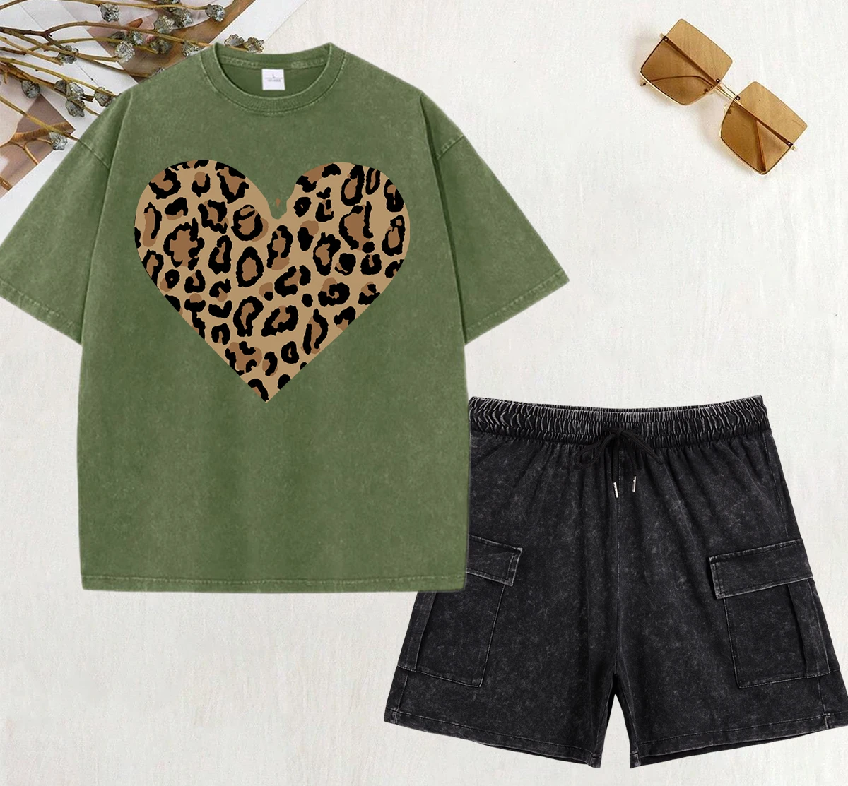 

Simple Leopard Print Heart Print Washed T-Shirts Set Women Summer Cool Shorts Sets Oversize Cotton T Shirts Soft Casual Pants