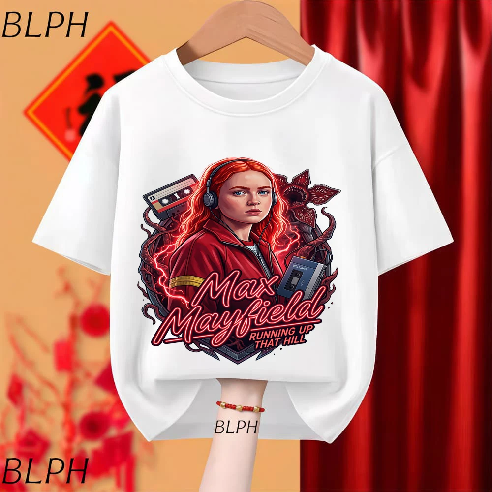 

Футболка из 100% хлопка с принтом Stranger Things Max Mayfield "RUNNING UP THAT HILL" в стиле Walkman, семейная модель