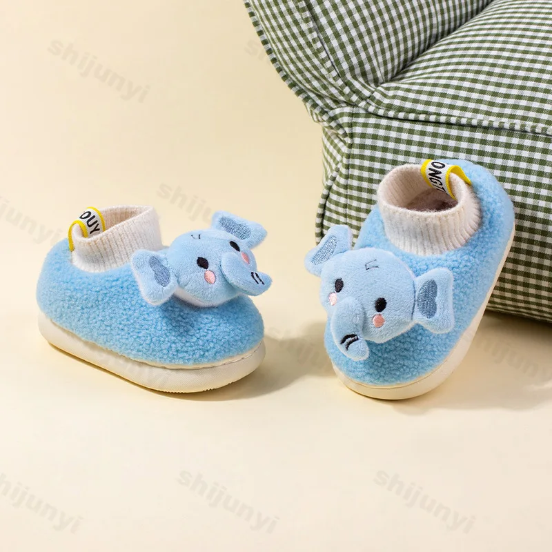 لطيف الأطفال الخريف الشتاء أحذية قطنية الأولاد أفخم رشاقته الراحة الأحذية الدافئة خفيفة الوزن لينة وحيد عدم الانزلاق الفتيات الأحذية القطيفة