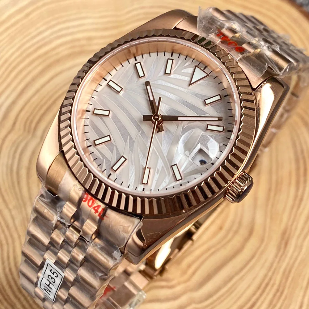 カスタム 36 ミリメートル/39 ミリメートル NH35A ムーブメントサファイアガラス自動イエローゴールド/イエローゴールドメンズ腕時計発光フルーテッドベゼルリーフパームダイヤル