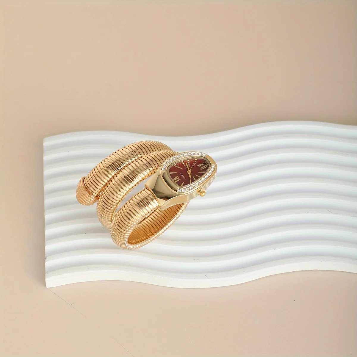 ساعة نسائية أنيقة على شكل ثعبان، سوار معدني، ألوان متعددة الأقراص، ملابس يومية كاجوال، إكسسوار أنيق للسيدات