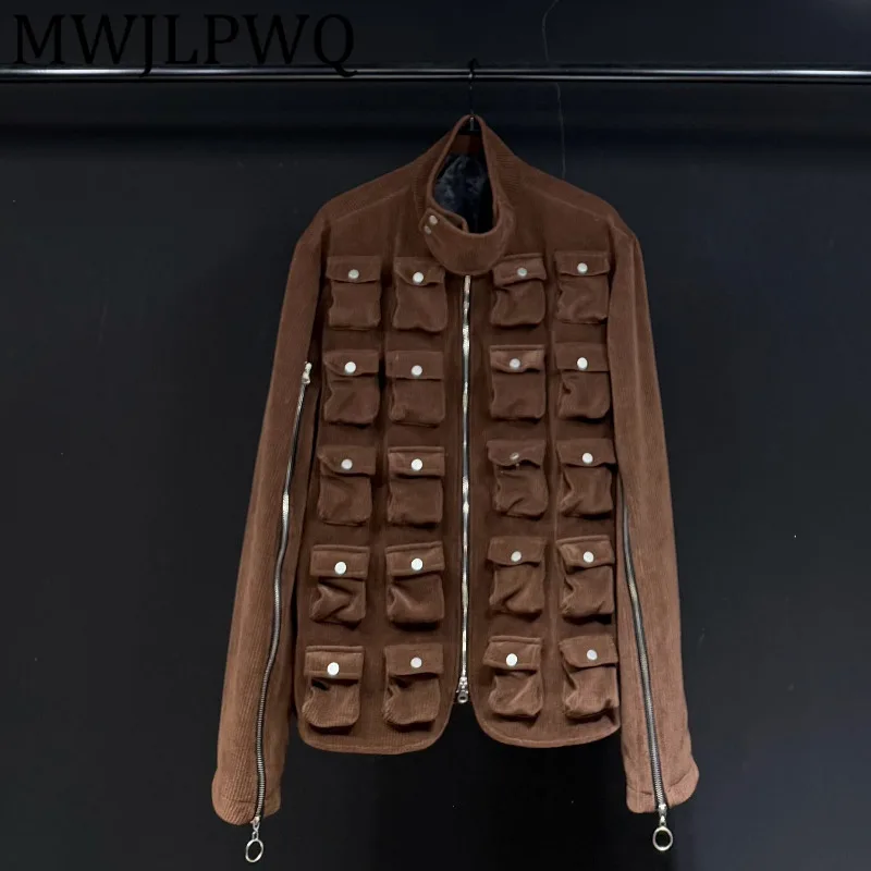 

MWJLPWQ Male Multi Pocket Design Jacket 2025 New Coffee Color Zipper Stand Collar Autumn Heavy Stitching Loose Casual Coat 12665