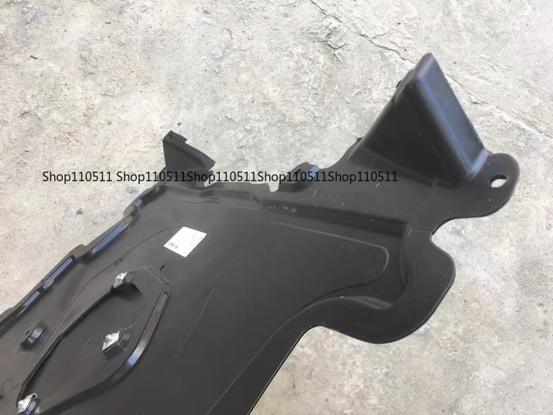Gearbox Lower Guard Chassis Fender for BMW 5 Series E60, Fits 520 525 528 530, Undercar Splash Shield Auto Replacement Parts