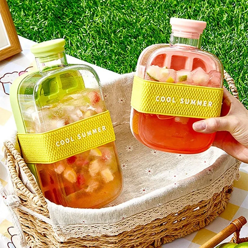 【2025 New】 Szczelna tacka na lód z pokrywką |   Szczelina na słomkę do loków i konstrukcja bezdotykowa |   Zamknięta tacka do zamrażania z zamkiem błyskawicznym do kuchni i baru