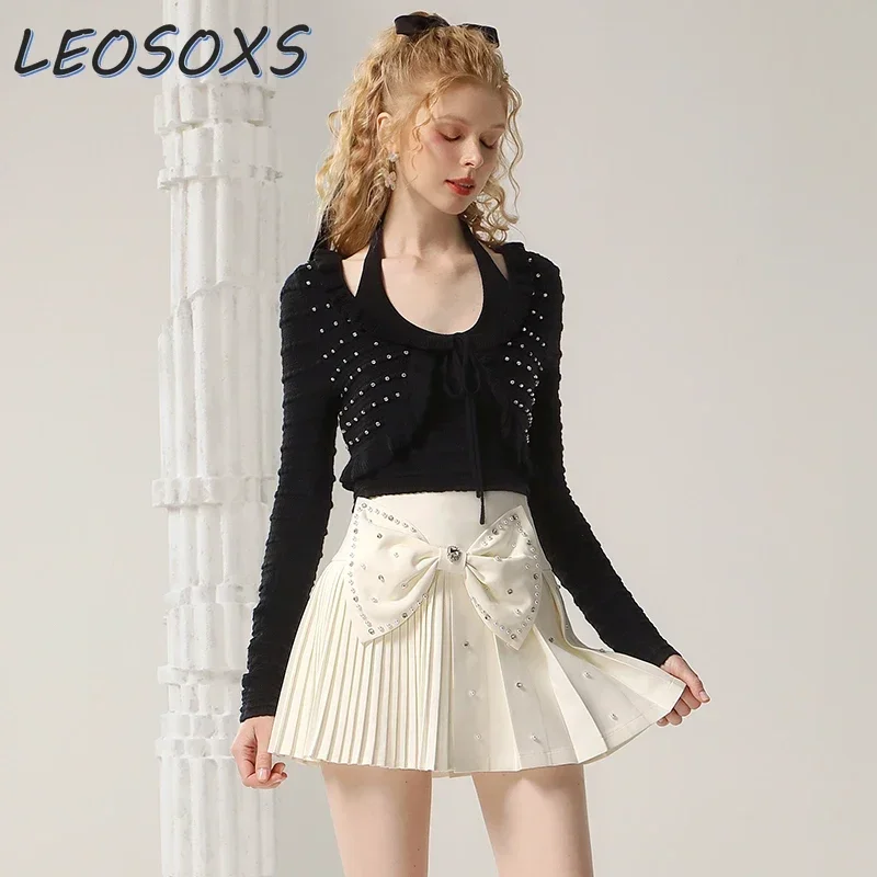 LEOSOXS Temperament Black Knitted Sweater Cardigan Coat 2024 Autumn New Niche Design Commuter Short Sweaters Neck Vest Crop Top