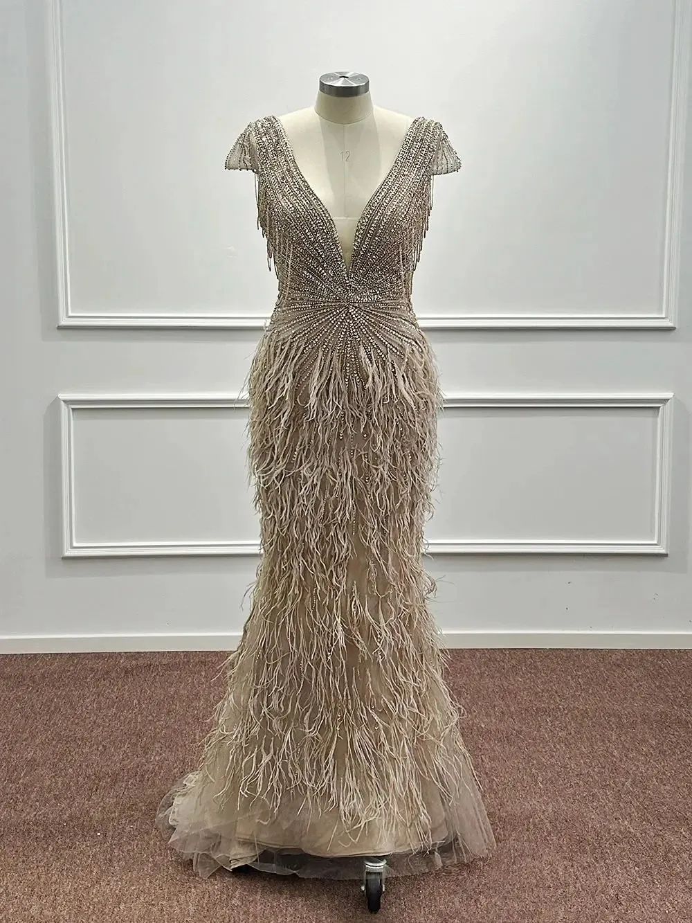 Luxury Feathers Brown Mermaid Evening Dress Sexy V Neck Elegant Long Pink Prom Formal Dresses for Women Wedding Party 