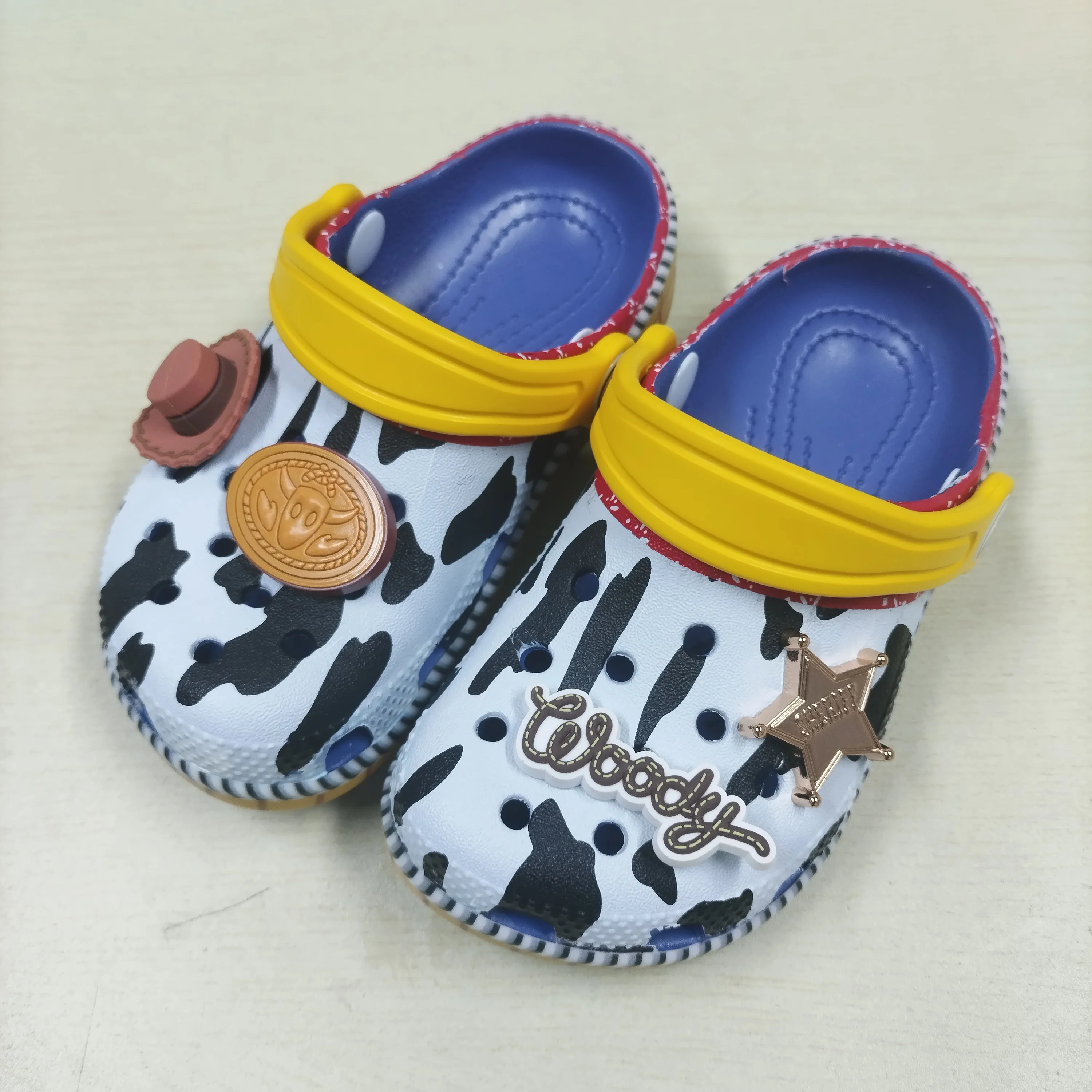 

Toy Story Woody Cowboy Slippers Cartoon Character Summer Sandals Cute Children'S Slippers Non-Slip Soft Soled Sandals Gifts