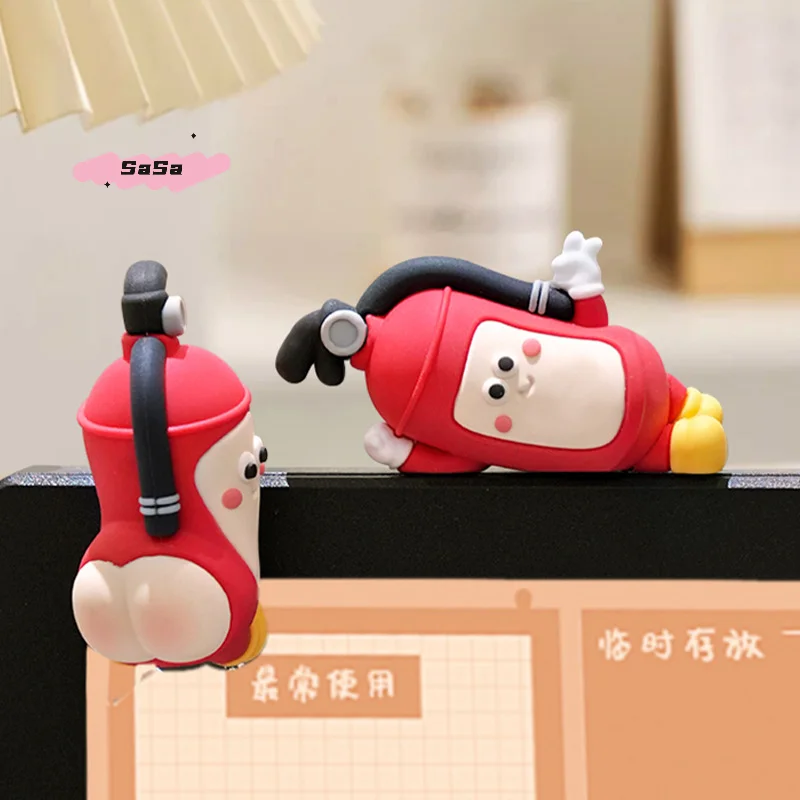 S-1Pc Mr. Extinguisher Mini Resin Ornament Creative Central Control Screen Doll for Party Office Decor Funny Party Decoration