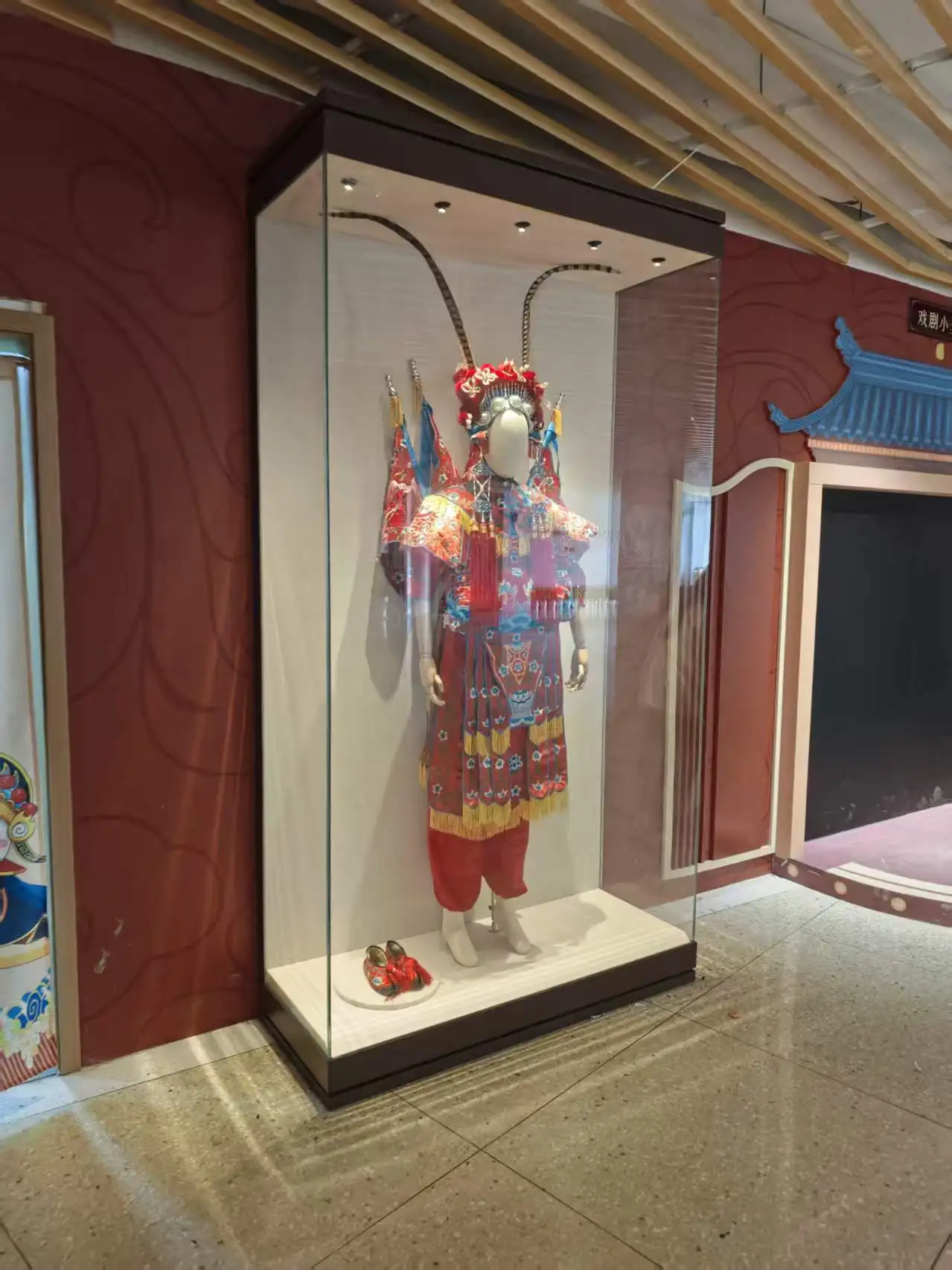 Museum display cabinet antique calligraphy and painting metal wall cabinet