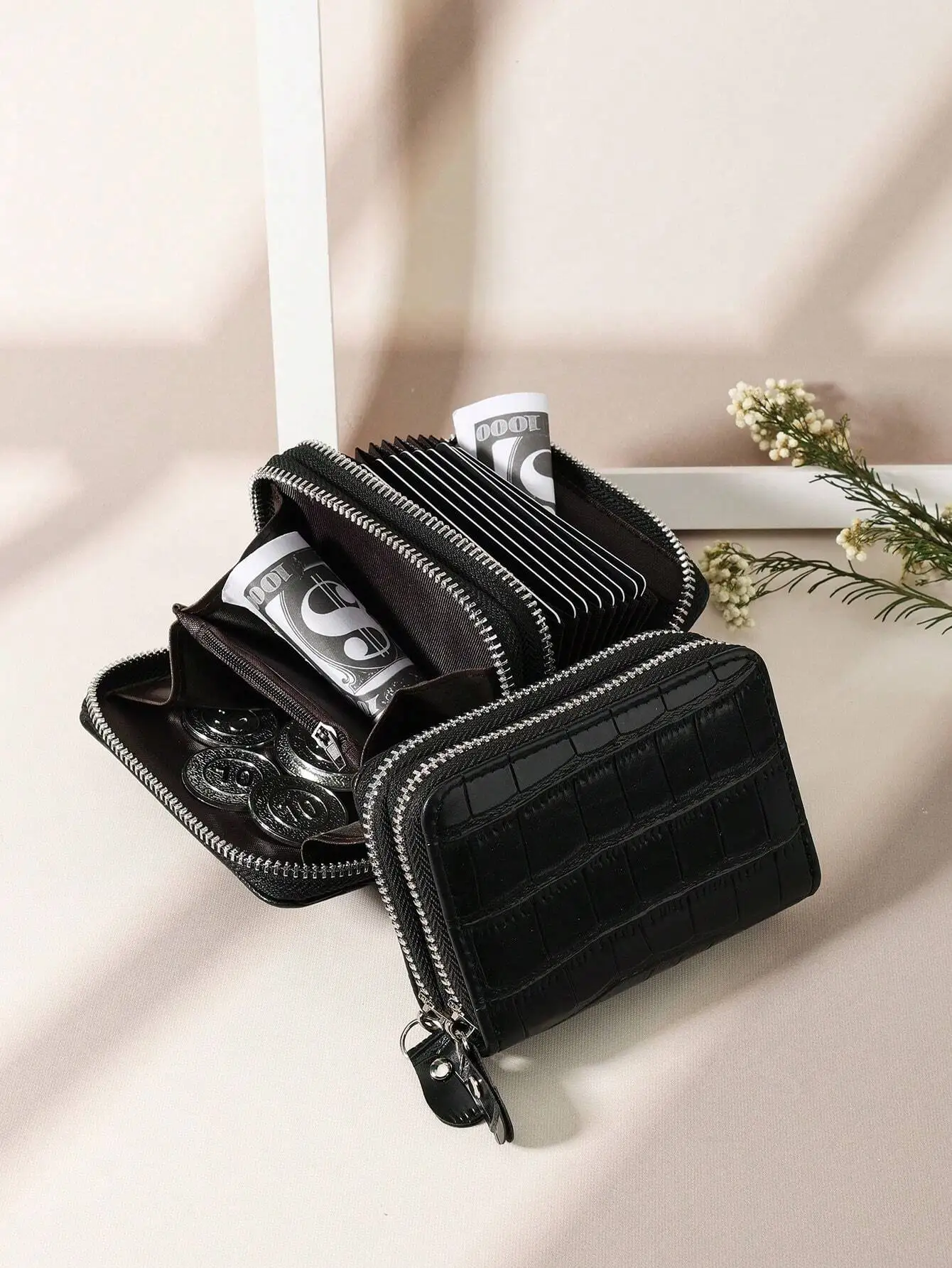 

Unisex Gray Business Card Holder Wallet, Can Hold ID, Credit Cards, 26 Card Slots, PU Material, Anti-Theft Design, Slim And Lightweight, Convenient To Carry, Can Hold Cash, ID, Credit Cards, Coins, Short Wallet, Compact And Portable, Suitable For Women, L