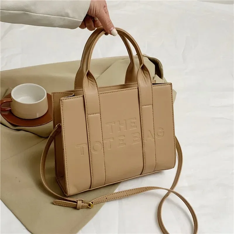 Light Luxury Tote Bag for Women\'s 2024 Cross border New Trend Fashion Large Capacity Versatile Handheld One Shoulder Crossbody B