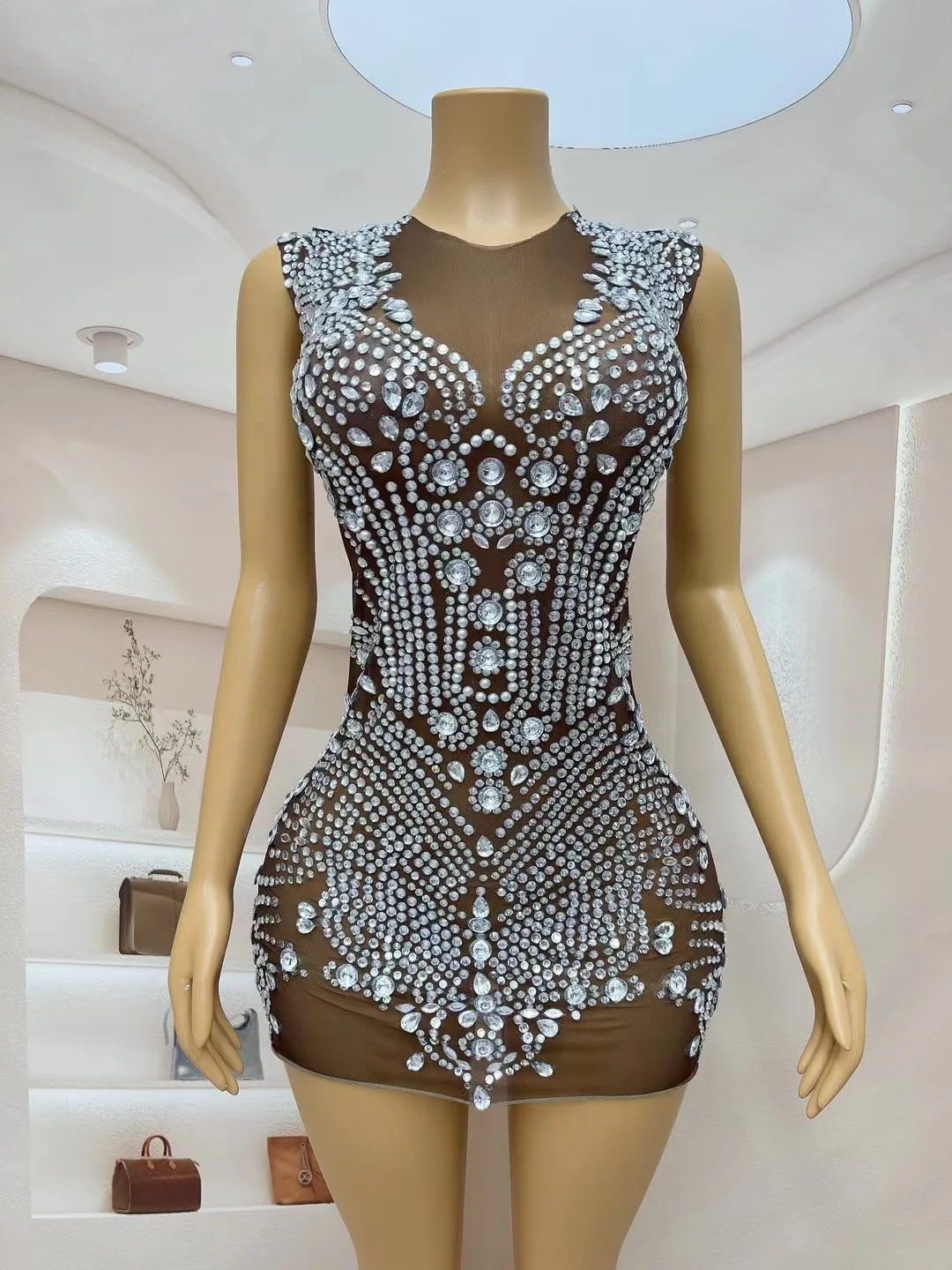 

Brown Mesh Silver Crvstals Mini Dress EveninoParty Celebrate Outfit Sexy TransparentRhinestones Sleeveless Dresses dingzhu C195