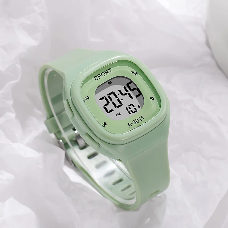 ساعة MAYZHISU LED الإلكترونية للرجال، ساعات رياضية رقمية للرجال، ساعة معصم رياضية مضيئة، ساعة منبه مقاومة للماء