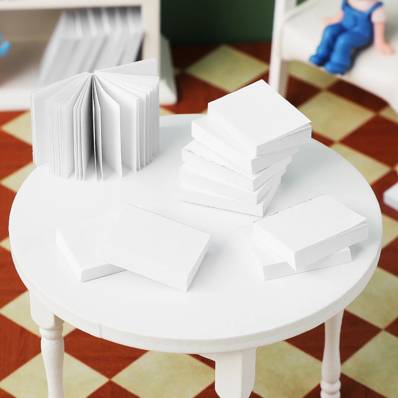 

50Pcs Mini Book Blanks Mini Writing Notepad Small Blank Notebook for Dollhouse Miniatures Items Decorative Bookshelf Accessory