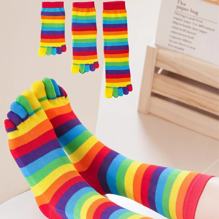 1 Paar bunte fünf fingerlose Socken Comfort Rainbow Woman Zehensocken