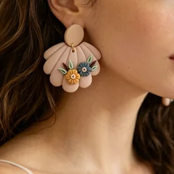 Women's Shell Shape Spring Polymer Clay Earrings Set with Multi-Color Flower Pattern Chunky Pendant for Party Jewelry Gifts