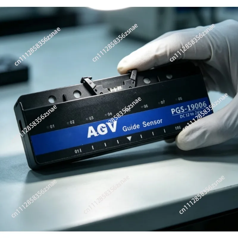 8-bit Magnetic Navigation Sensor AGV Trolley AGV Magnetic Navigation  Magnetic Stripe Sensor Handling Vehicle