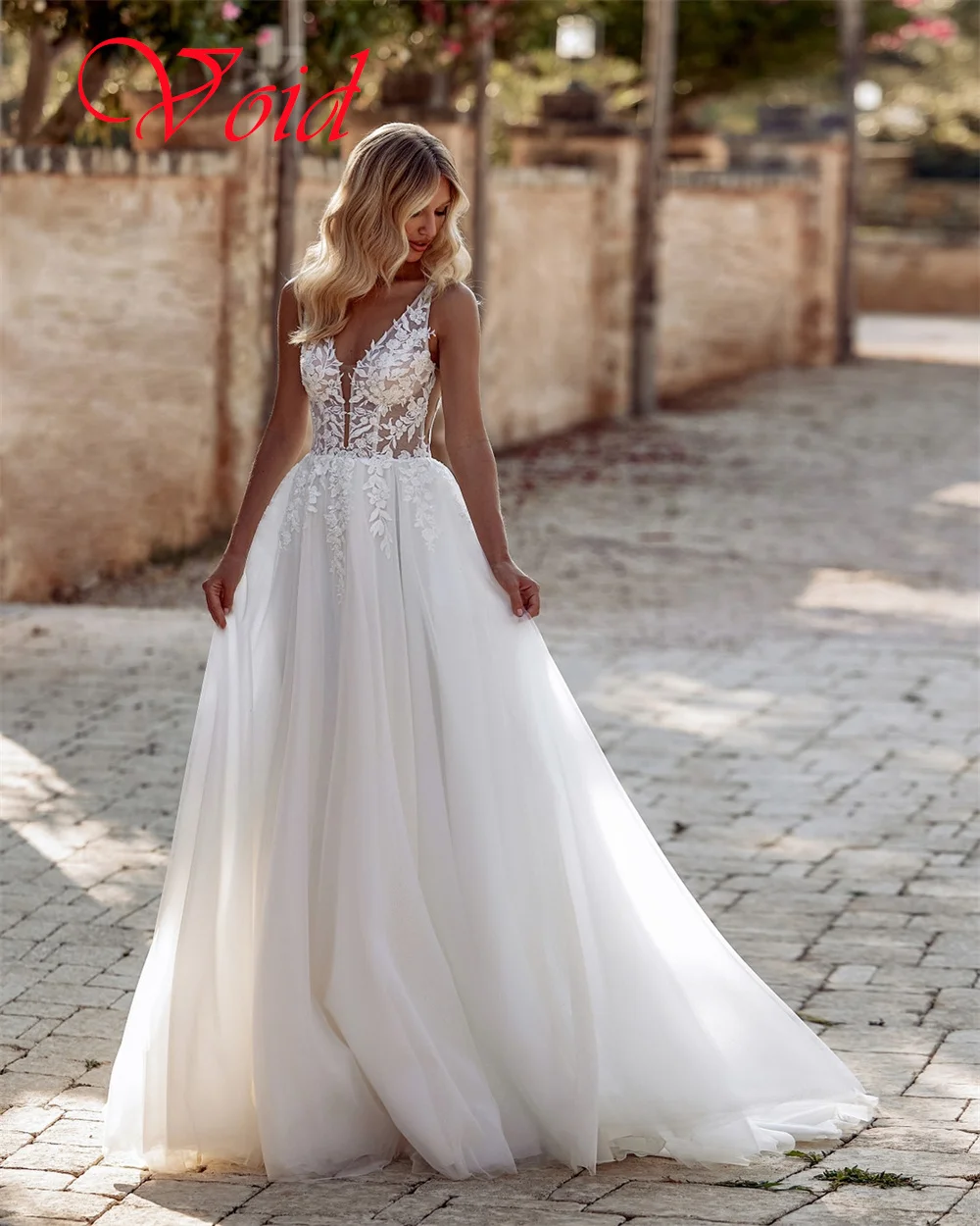 Suknia Ślubna z Białej Organzy na Zamówienie, Bez Ramiączek, na Cienkich Ramiączkach, z Guzikami na Plecach, Nowoczesna, Vestido De Novia