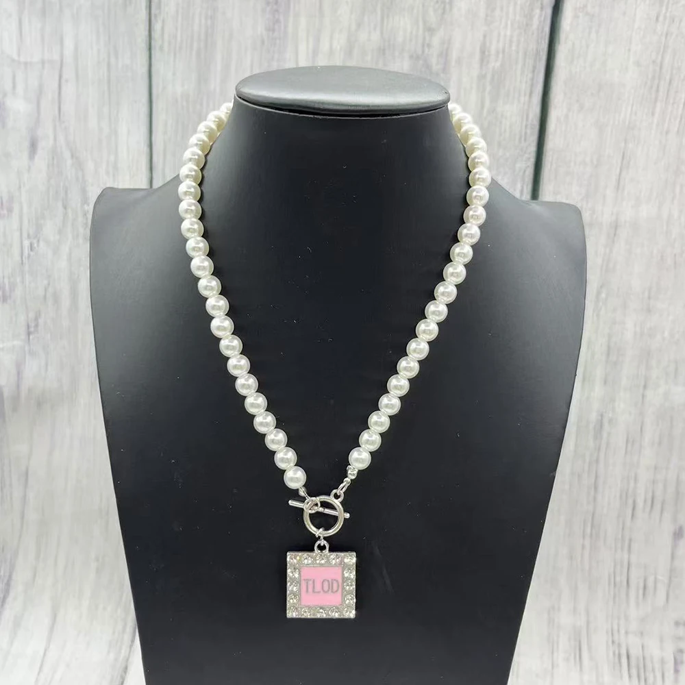 Pearl Chain OT Clasps Pink Group Crown Women TOP LADIES OF DISTINCTION TLOD Necklaces Jewelry