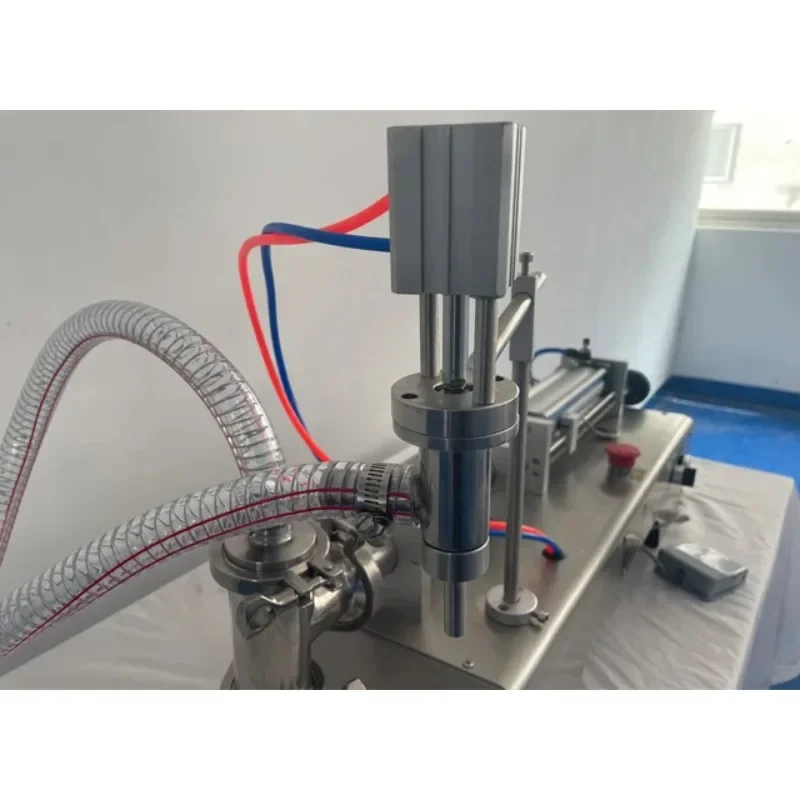 CHKJ New Design Semi-Automatic Milk Fruit Juice Filling Machine Pneumatic Piston Glass Bottle for Beverage Wood Products Optimal
