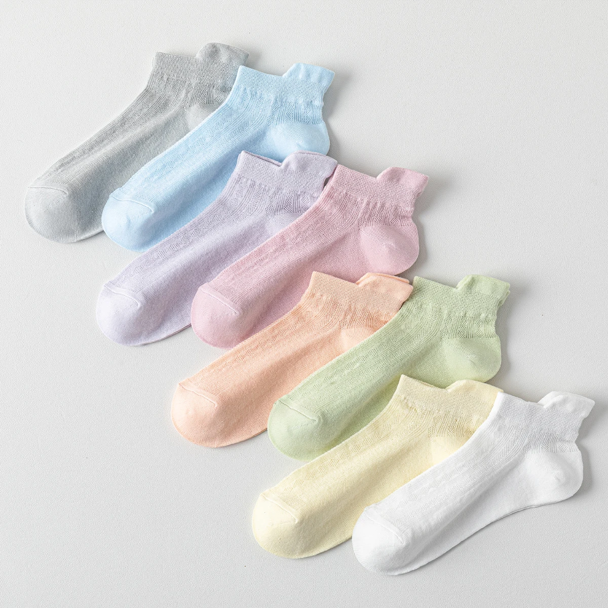 4 Pairs of Women's Cotton Summer Solid Color Simple Mesh Breathable Ankle Protection College Style Spring and Autumn Short Socks