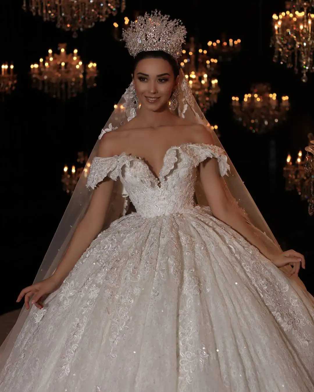 Custom New  Wedding Dress Large Skirt Princess Skirt Shoulder Card Pearl Embroidery Pearl Embroidery Decoration Vestido de Novia