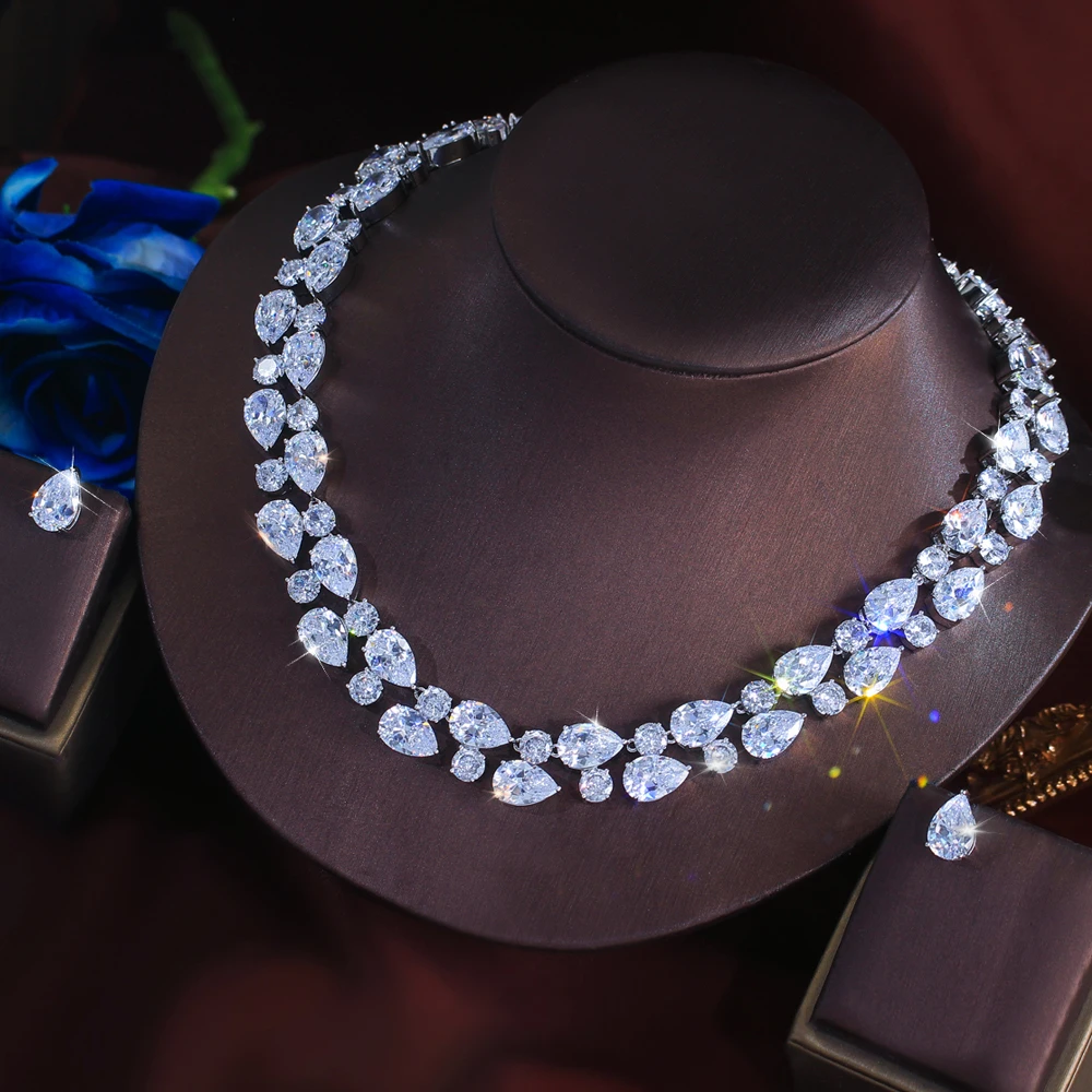 

ThreeGraces Luxury Sparkling Water Drop Cubic Zirconia Mona Lisa Bridal Wedding Evening Party Jewelry Set for Women Ladies T1119