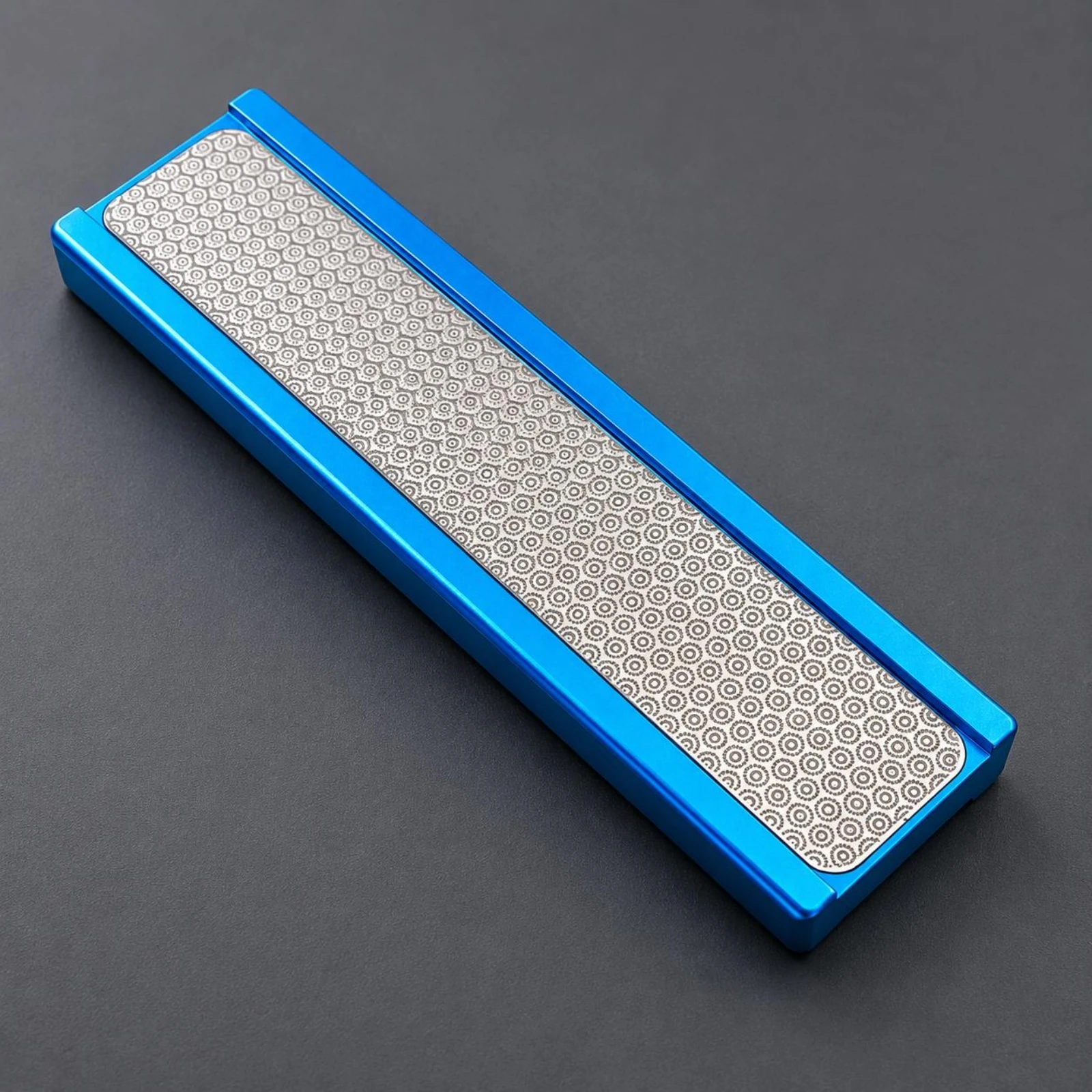 R15 Cue Tip Tool Two-sidedSided Pool Cue Tip Shaper Sports Accessory Silver Patterned Curved-Shaped Design