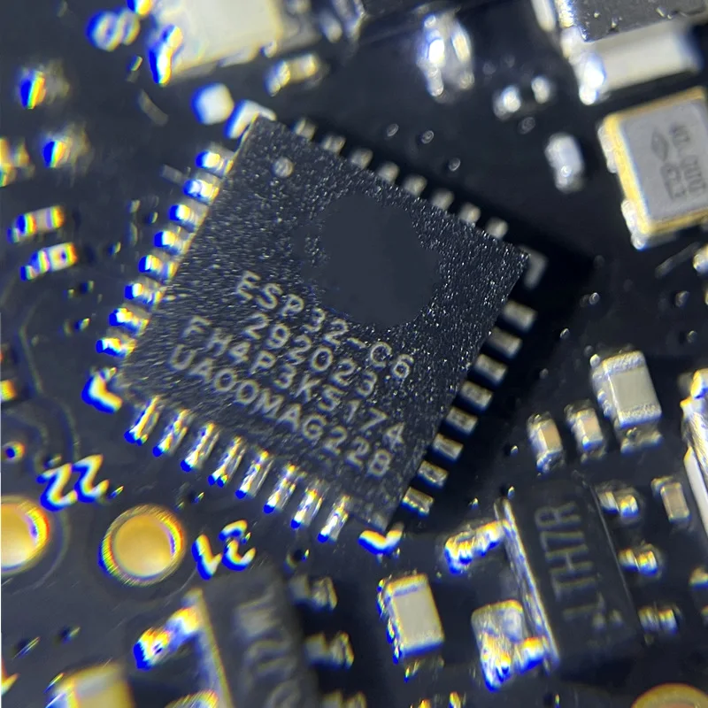 لوحة تطوير ESP32-C6 SuperMini مع USB ودعم طاقة خارجي، وحدة تحكم RISC-V WiFi 6 وBluetooth 5.0