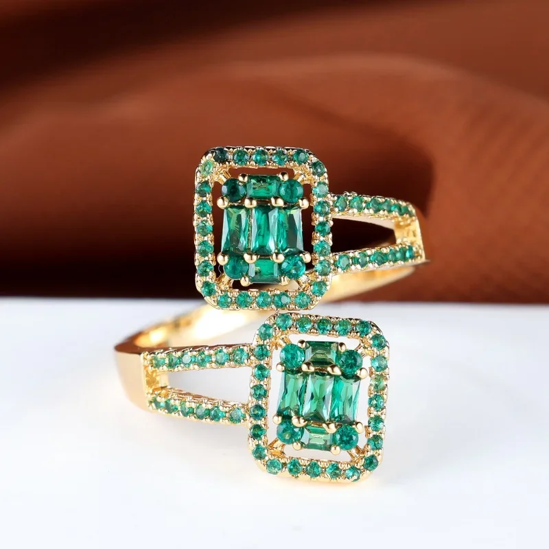 2026 New Hollowed Out Double-sided Frame Zircon Ring for Dinner Parties, Eye-catching Women's Fashion and Versatile Accessories