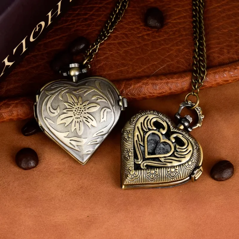 Vintage hollow heart quartz pocket watch Classic bronze necklace carved pocket watch quartz watch Large