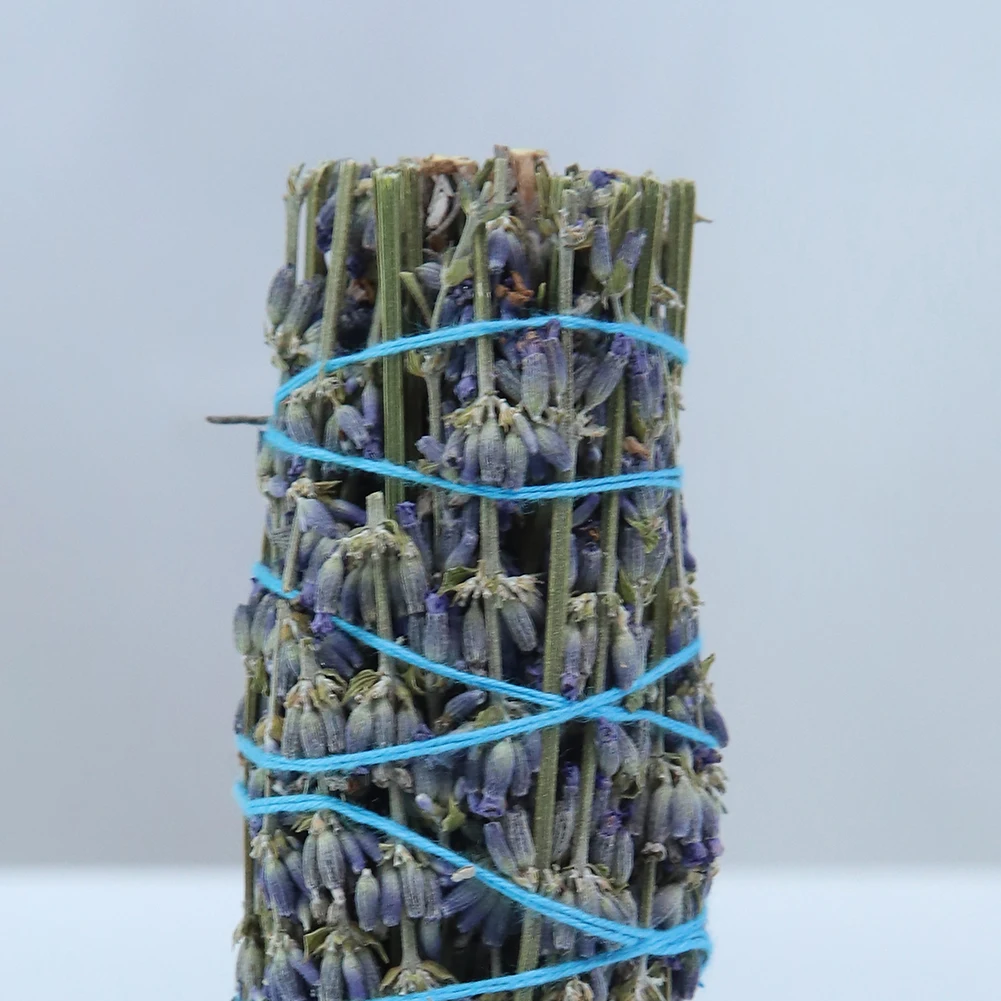 เทียนหอมกลิ่นลาเวนเดอร์แบบแท่ง - Home Fragrance Lavender บทวิจารณ์และราคา