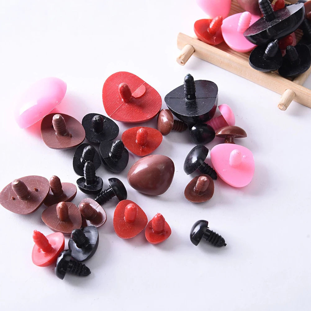 

200pcs Bear Nose Mixed Color Plastic Safety Toy Accessories for DIY Stuffed Animal Craft Ideal Gift for Repair