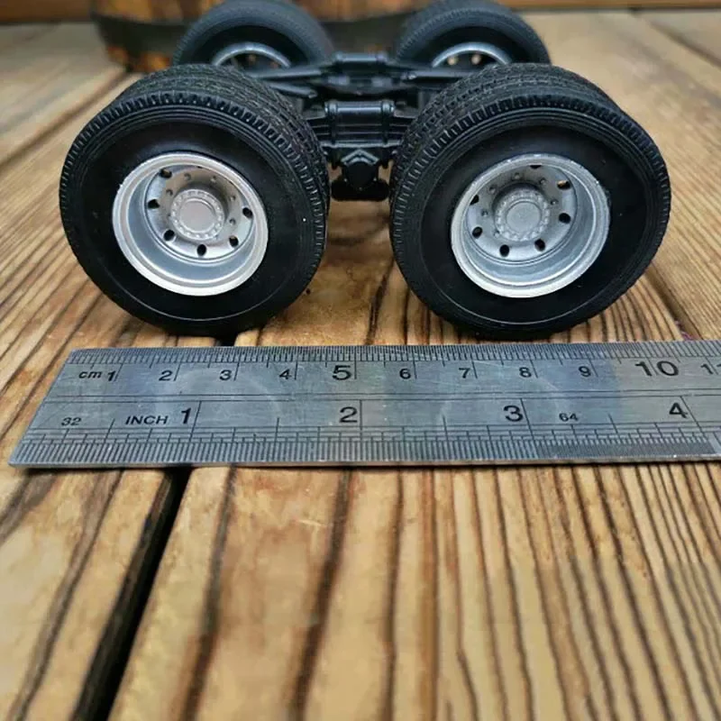 1:24 Scale Rear Wheel Assembly of Truck Truck Conversion Parts DIY Material Accessories Gifts Display Collection