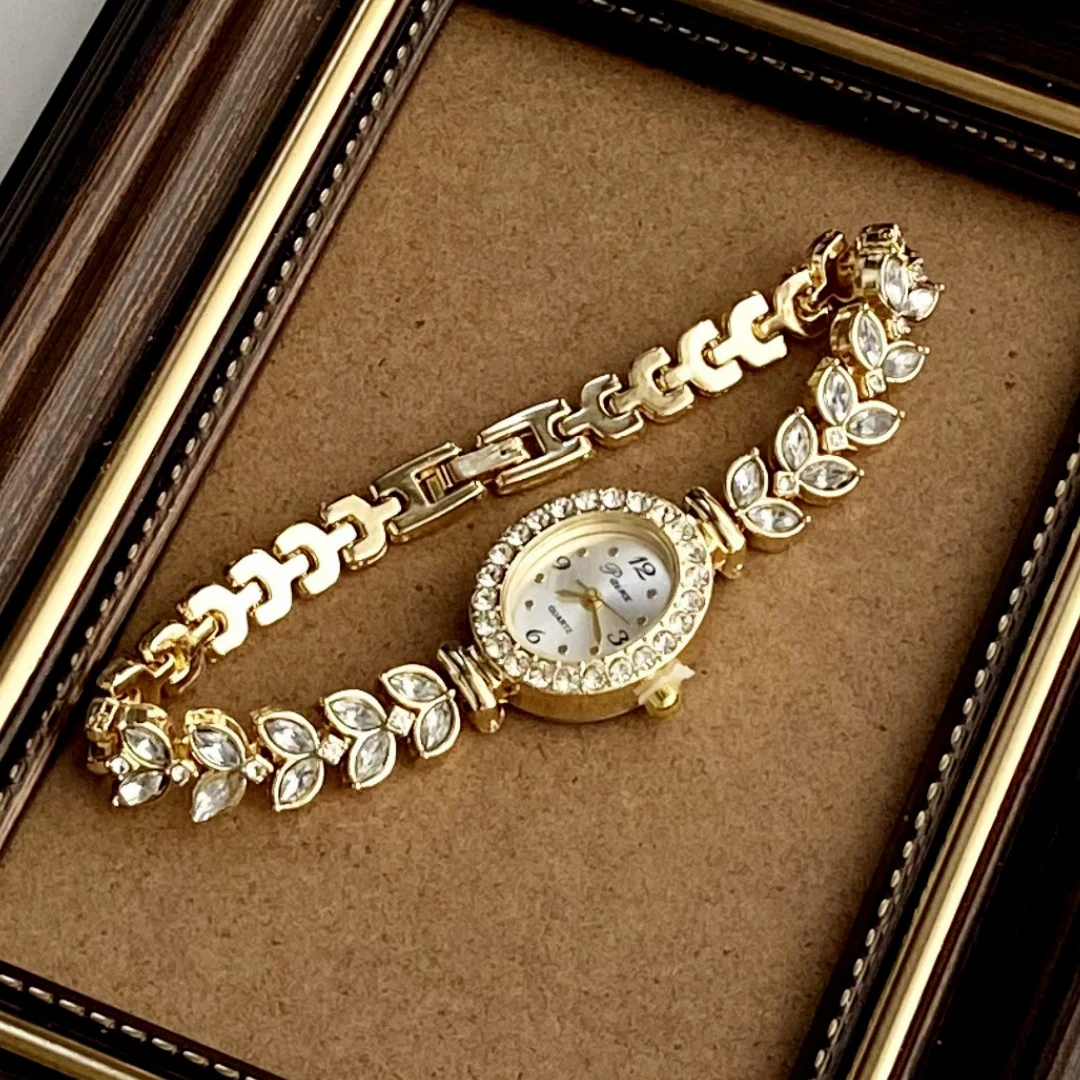 الفاخرة ورقة الماس الساعات النسائية حجر الراين سوار كوارتز ساعات المعصم السيدات ساعة هدية ساعة Relogio Feminino montre