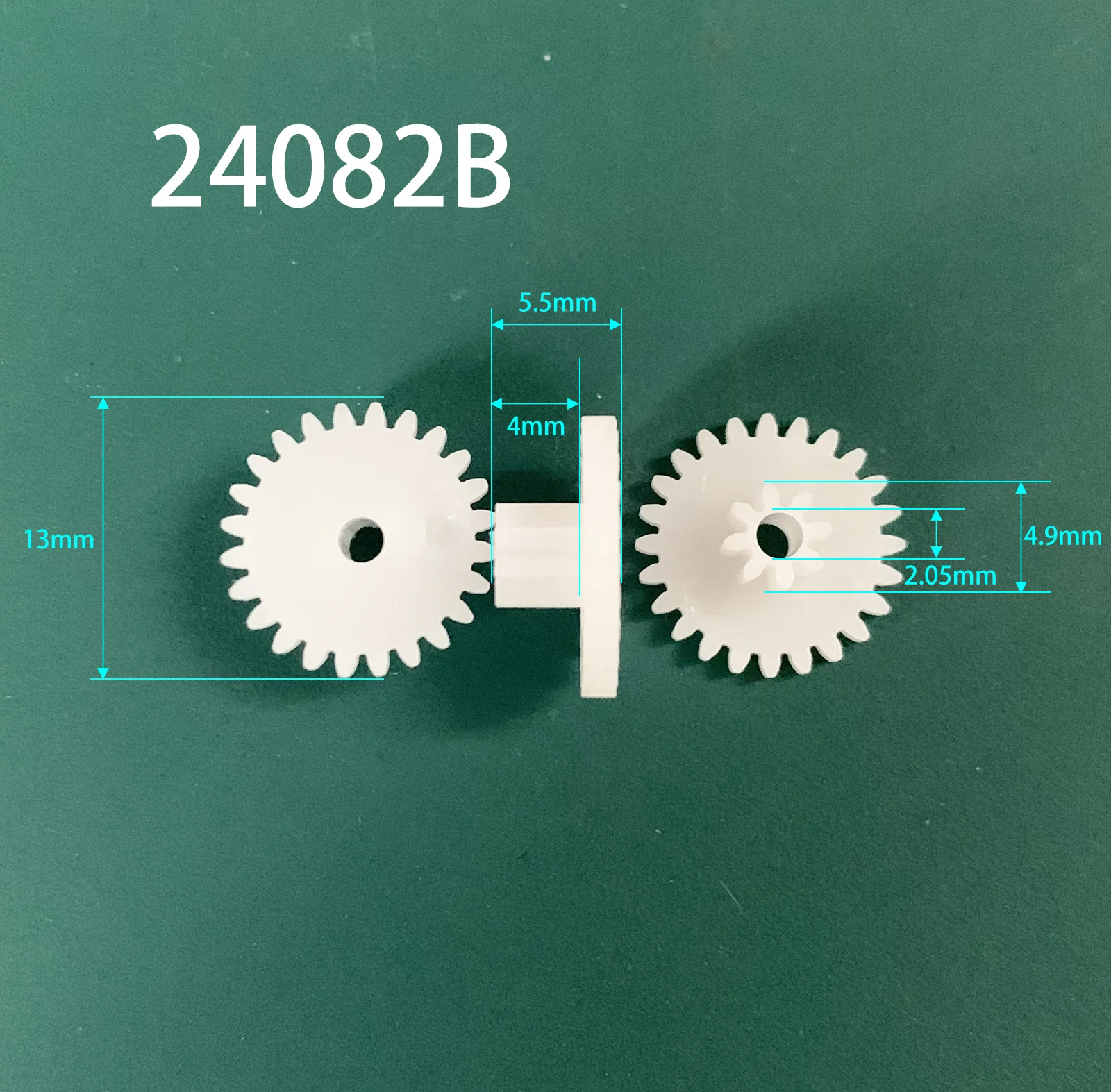 24082B 0.5M Gear 13mm Diameter 24 Teeth 8 Teeth POM Plastic Pinion Toy Parts Wheels 10pcs/lot