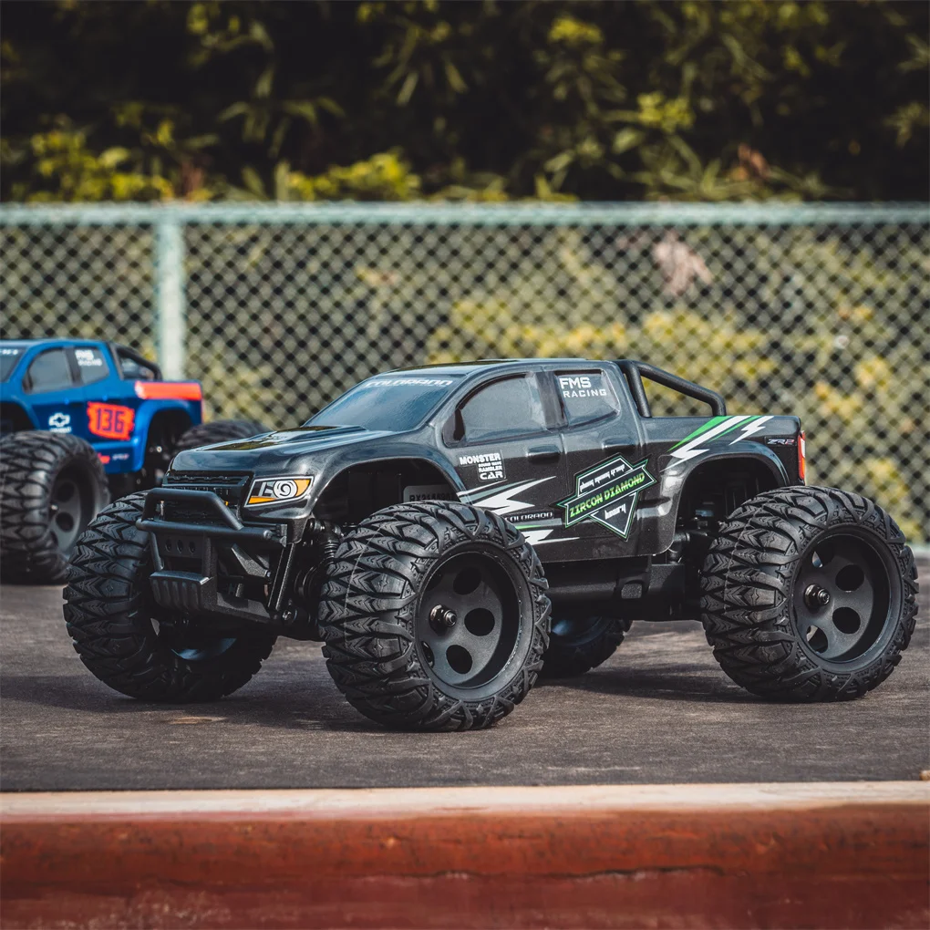 

FmsRC FMT24 1/24 Monster Truck RC Model RTR Off-road Vehicle 35 Km/h Dual High-Speed Model Vehicle Adult and Children's Toys