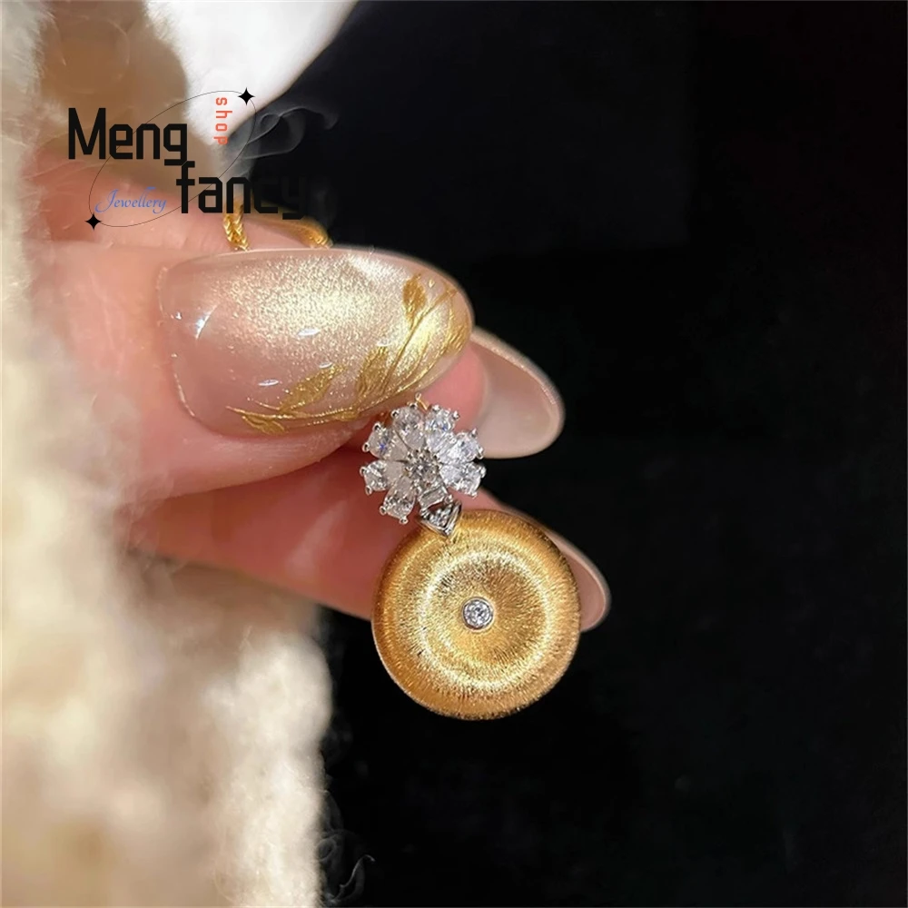 

High - Grade A New Light Luxury And High - End Golden Brushed Snowflake Peace Buckle Necklace In A New Chinese Style Fashion Jew