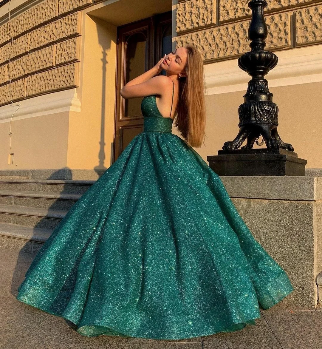 Sexy Long Glitter Prom Dresses Deep V Neck 2023 A Line Green Backless Floor Length Robes De Mariée Party Evening Formal Gowns