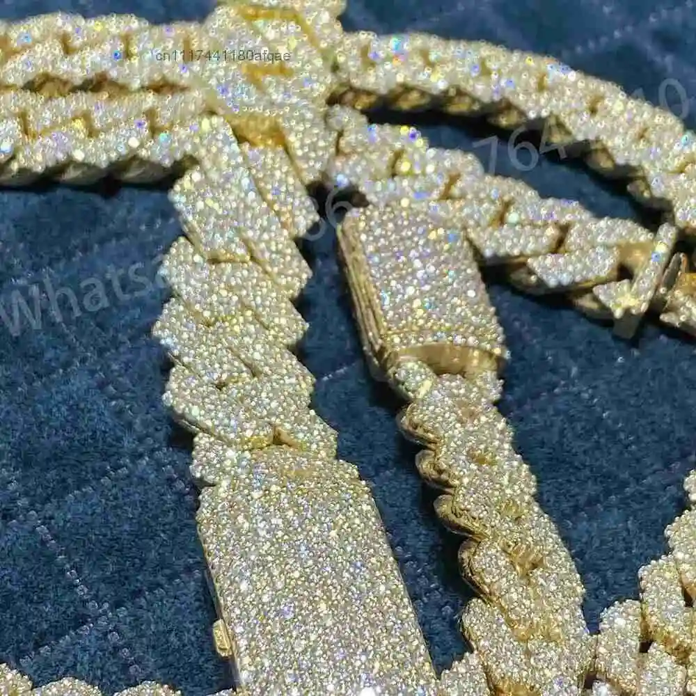 18mm Luxury Three Rows 10k Solid Gold Hand Setting Iced Out Vvs1 Moissanite Diamond Cuban Link Chain.