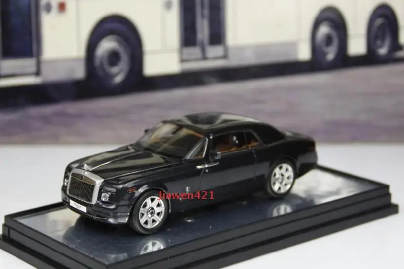 

Kyosho 1:43 Rolls-Royce Phantom Collector Edition Metal Model