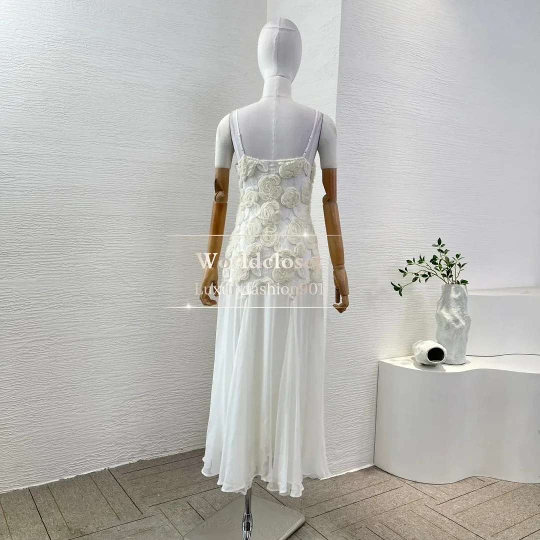 Vestido midi sem mangas com apliques de flores para trabalho manual para festa de seda de alta qualidade 2025 branco
