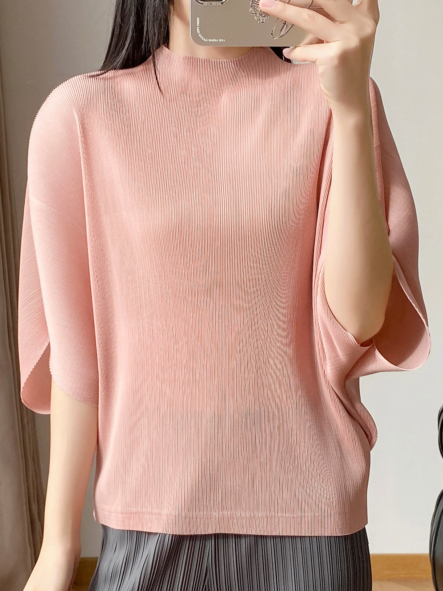 Casual Loose Women's T-shirt Folded Sleeve Seven-Quarter Length Breathable Comfortable All-Match Simple Style Design Top