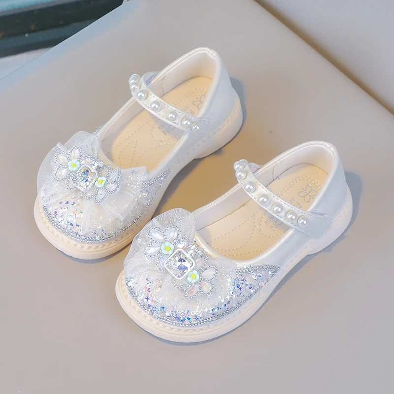 حار بيع خفيفة الوزن للأطفال مريحة القوس لينة الأحذية المسطحة الربيع والخريف أزياء الأميرة لؤلؤة أنيقة عارضة الأحذية