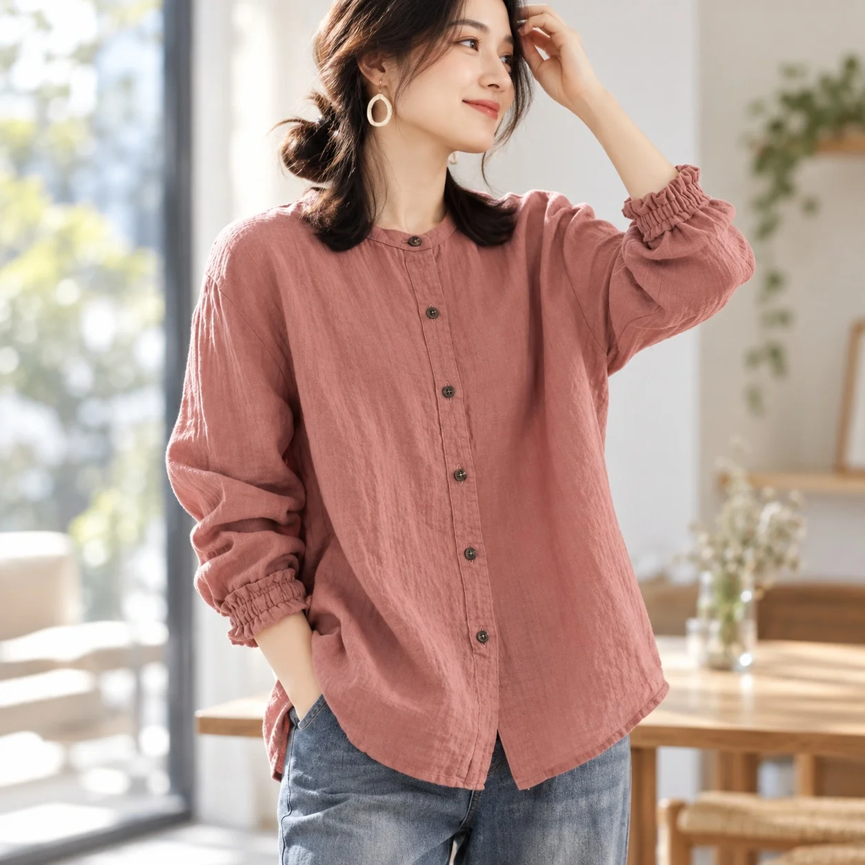 Casual Loose Fit Shirt Urban Casual with Round Neck Striped Pattern Pullover Style Cuff Sleeve Regular Length Women Blouse