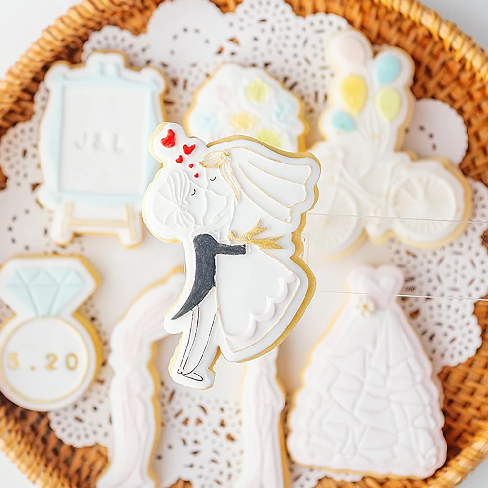 Wedding Groom Bride Birthday Cookie Plunger Cutters Fondant Cake Mold Biscuit Sugarcraft Cake Decorating Tools Cookie Stamp