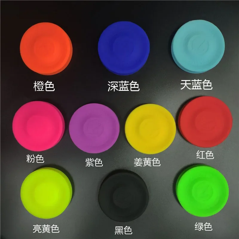 Spot wholesale of new silicone flying saucers fingertips mini flying luminous silicone discs